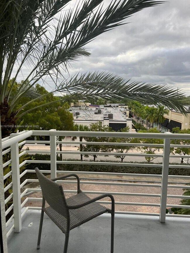 Foto del edificio - 2775 NE 187th St