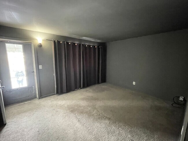 Foto del edificio - 4331 6th St