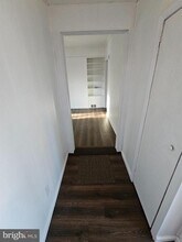 Building Photo - 959 S Main St