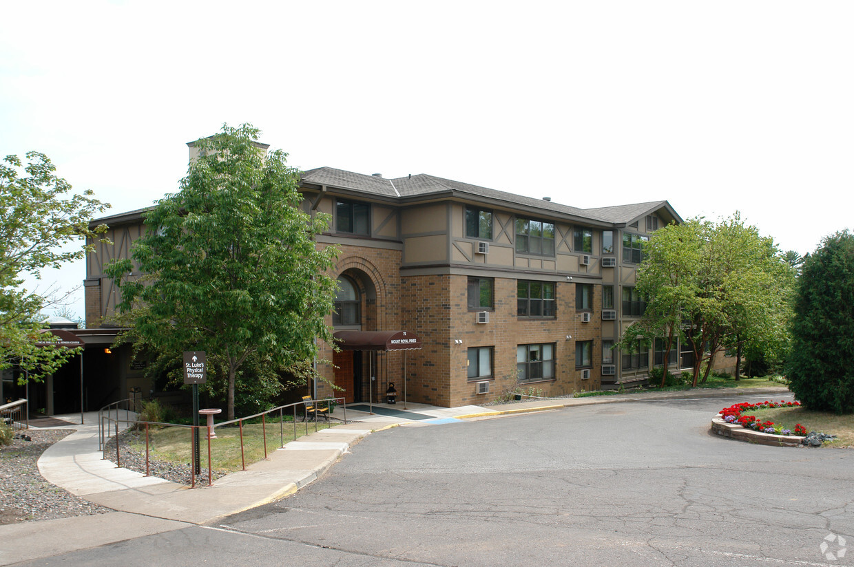 Mount Royal Pinese Apartaments - Mount Royal Pines Apartments