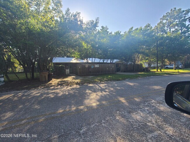 Foto del edificio - 365 SE Castillo Terrace