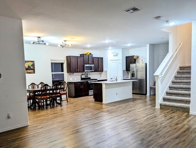 Foto del edificio - 1005 Bluewood Bend