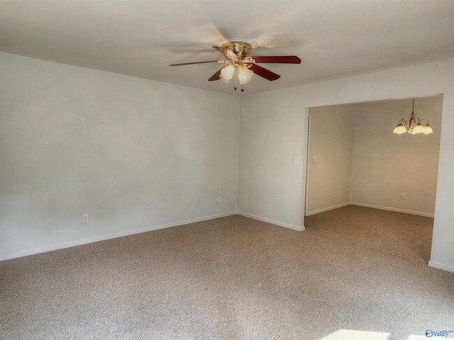 Foto del edificio - 510 Hermitagewood Dr NW