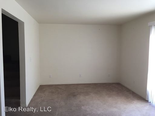 Building Photo - 1620 Winchester Dr