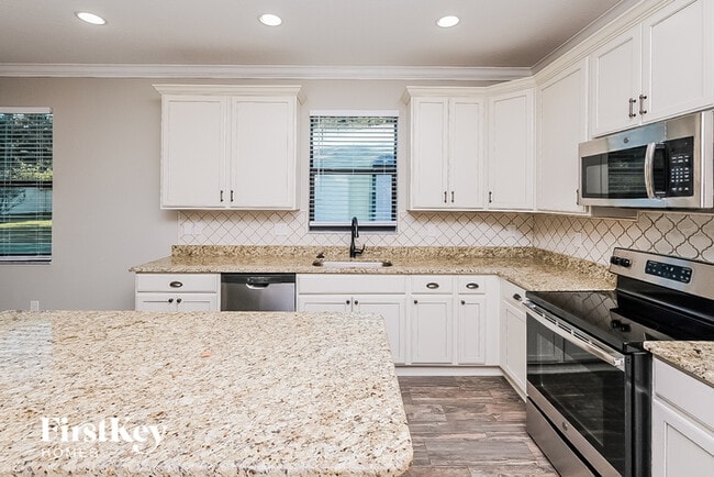 Building Photo - 153 Elina Sky Dr