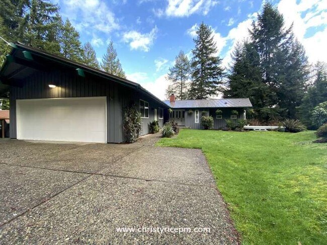 Photo - 19236 SE 62nd Pl House