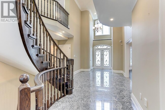 Photo du bâtiment - 11 Hillsborough Ct