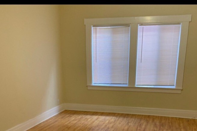 Foto principal - 800 Normandie Ave