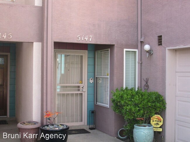 Building Photo - 2 br, 1 bath House - 5147 Glenwood Pt Ln.