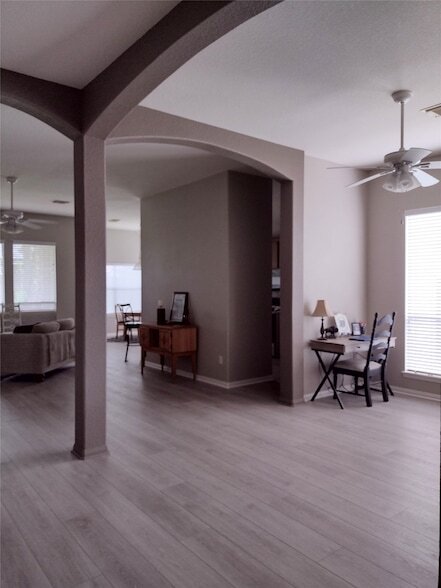 Foto del edificio - 12338 Browning Dr