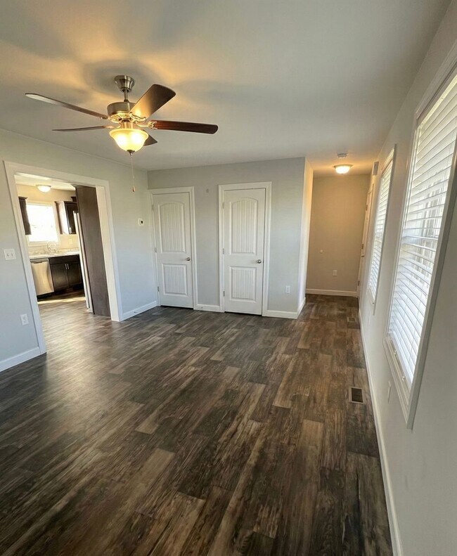 Foto del edificio - 206 Woodridge Dr