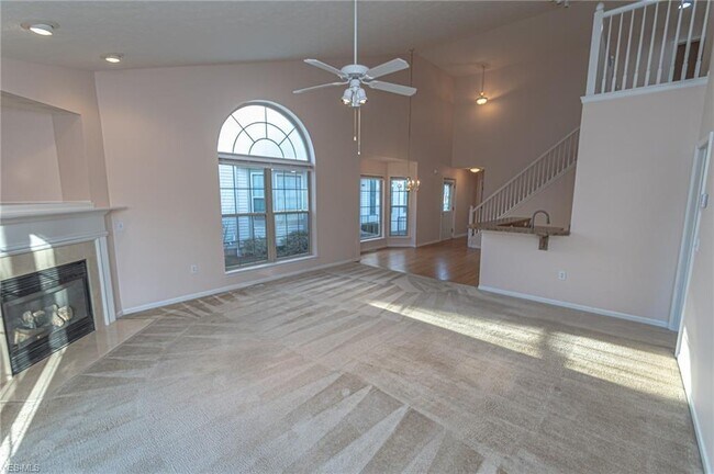 Great room - 1241 Joshua Way