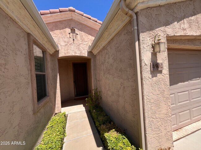 Foto del edificio - 4502 E Narrowleaf Dr