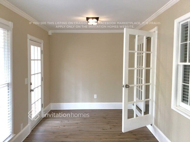 Building Photo - 492 Summit Ridge Dr