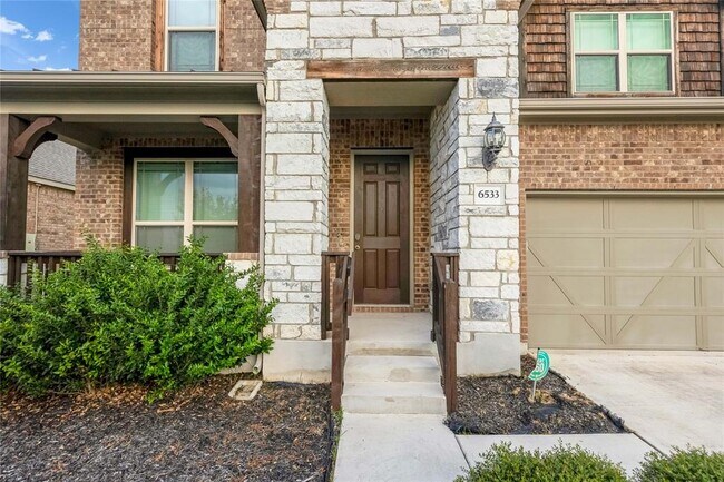 Building Photo - 6533 Leonardo Cove