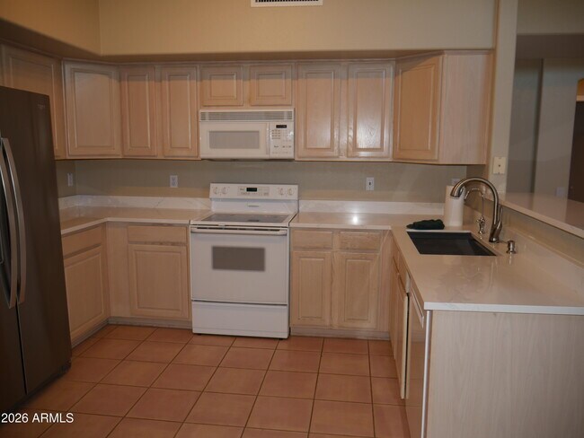 Foto del edificio - 26247 N 45th Pl