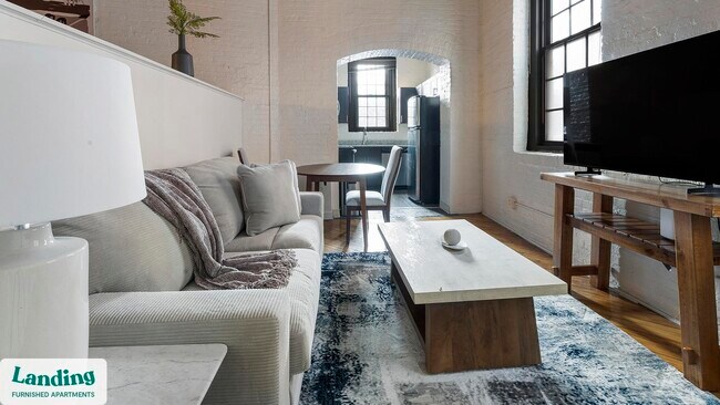 Foto del edificio - 121 S Fremont Ave