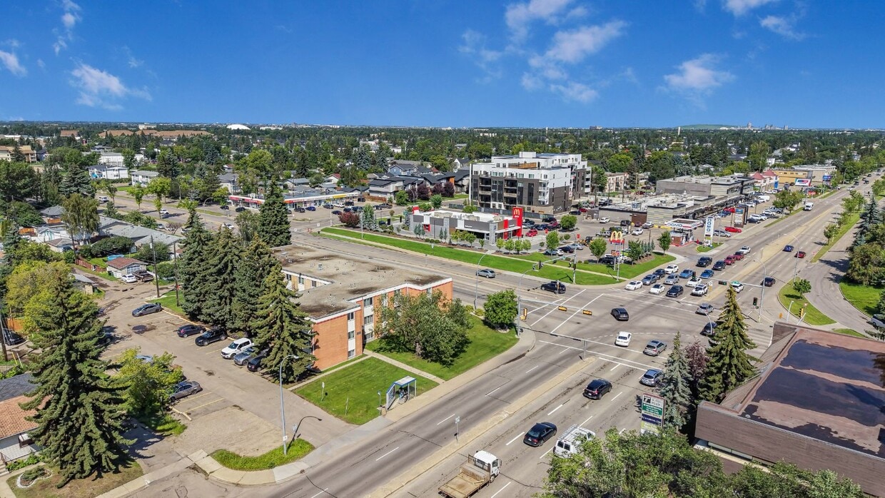 Building Photo - Quesnel Apartments