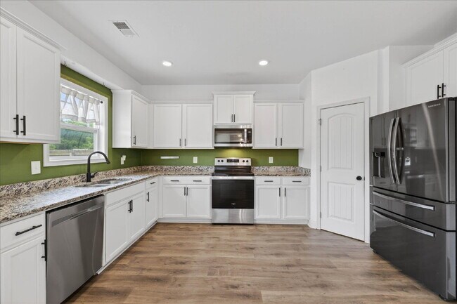 Foto del edificio - 1264 Black Oak Cir
