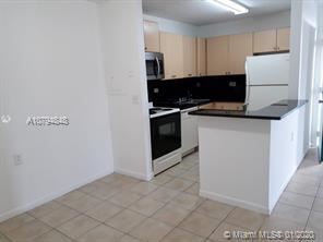 Foto del edificio - 2 br, 2 bath Apartment - 7025 NW 179th St