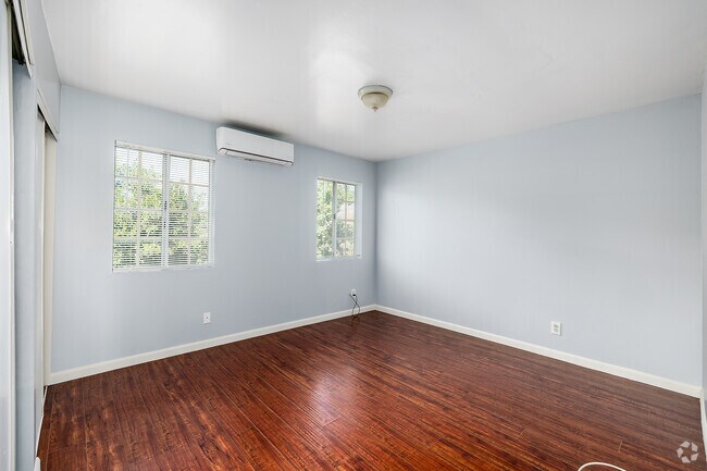 2 habitaciones, 1,5 baños - 111 m² - Dormitorio principal - Sunflower Norton Apartments
