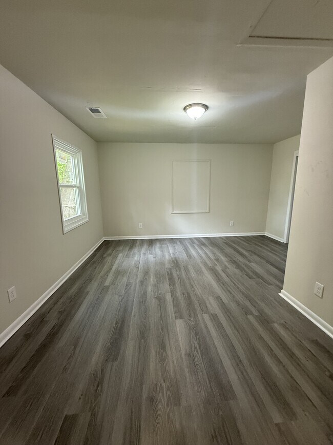 Building Photo - 109 Houston Dr
