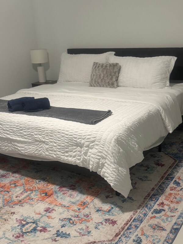 Foto del edificio - 740 Aprile Ave S