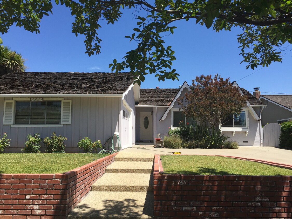 Primary Photo - 7567 Normandy Way