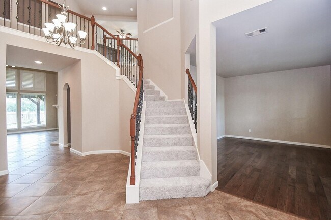 Foto del edificio - 5207 Belvedere Dr