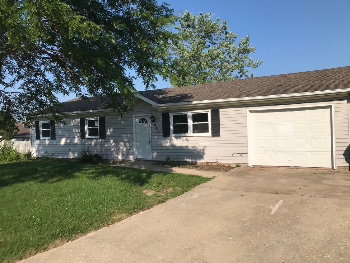 Primary Photo - 551 Norris Ct