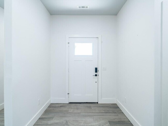 Foto del edificio - 3602 SW Brittany Rd