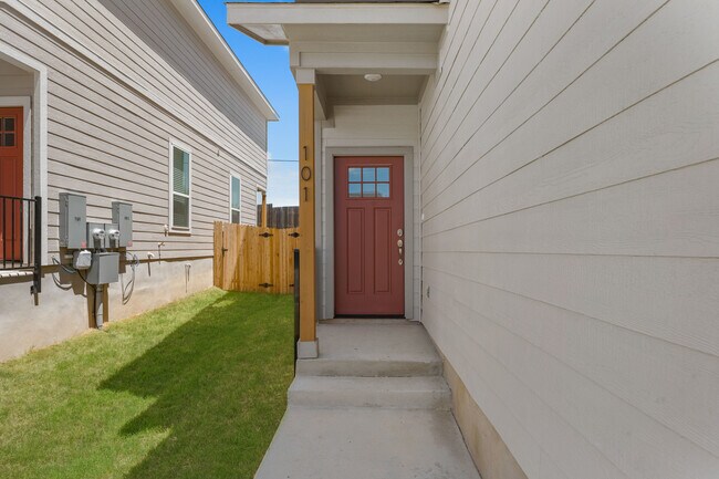 Foto del edificio - 7536 Briarwood Pass