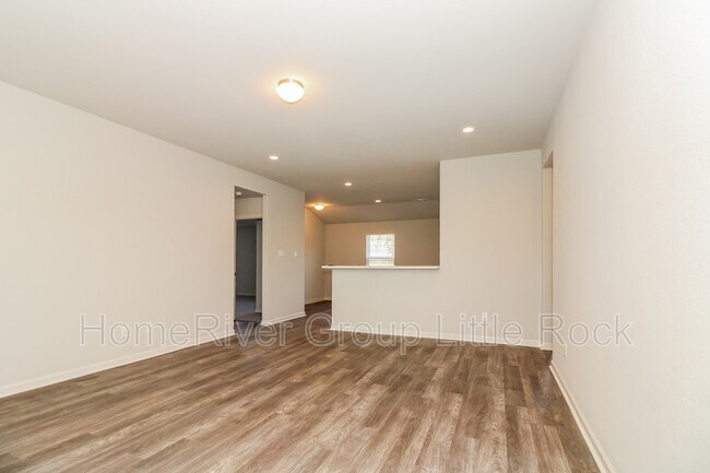 Building Photo - 5336 Brody Dr