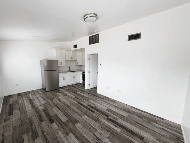 Photo - Downtown Chandler 1 bed 1 bath! House