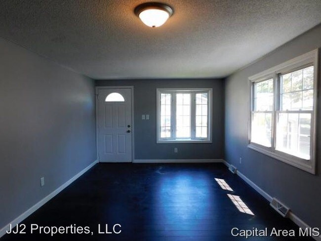Building Photo - 3024 Shadowfax Dr