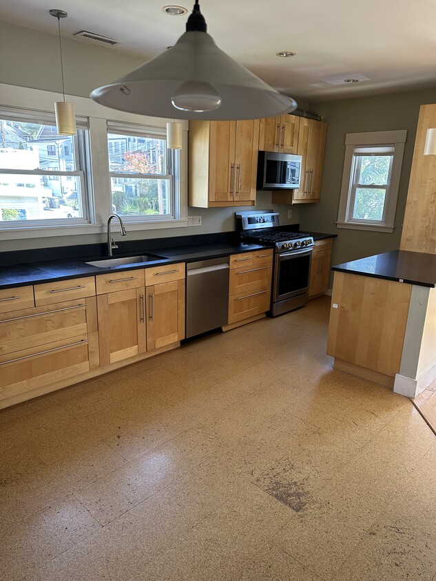 Photo - 95 -97 Conwell Avenue (Somerville, MA)