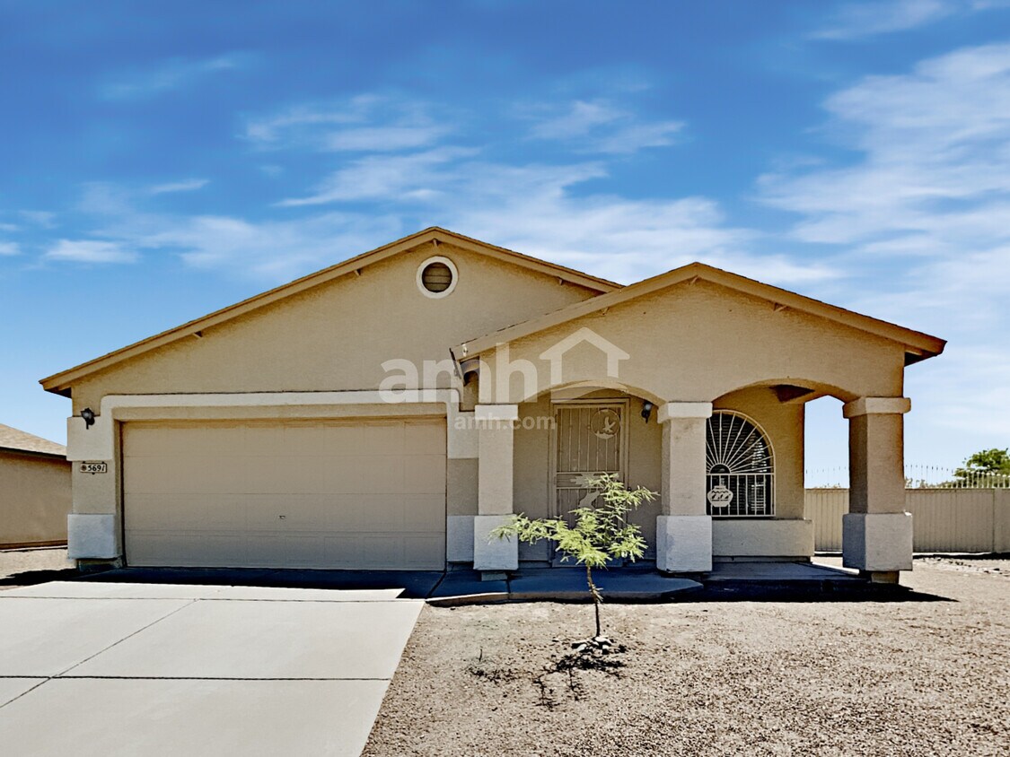 Foto principal - 5691 S Abbottsford Dr