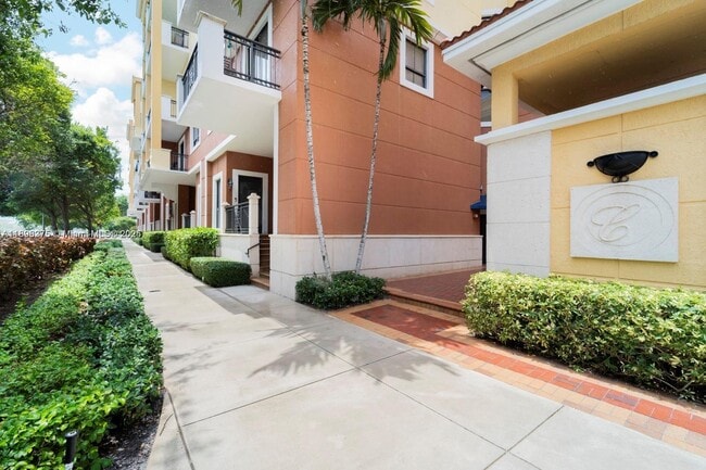 Foto del edificio - 8395 SW 73rd Ave