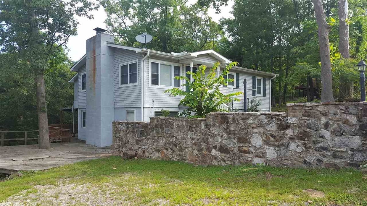 Primary Photo - 11 Sequoyah Ridge Rd