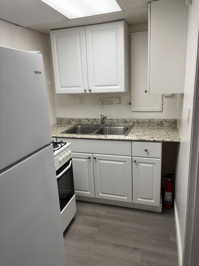 Foto del edificio - 303 Indian Hills Dr