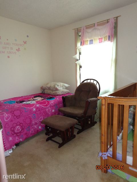 Building Photo - 3560 Laurel View Ct