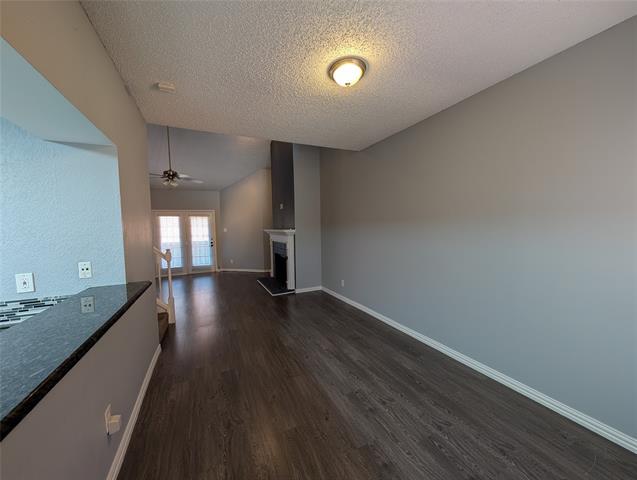 Foto del edificio - 12660 Hillcrest Rd