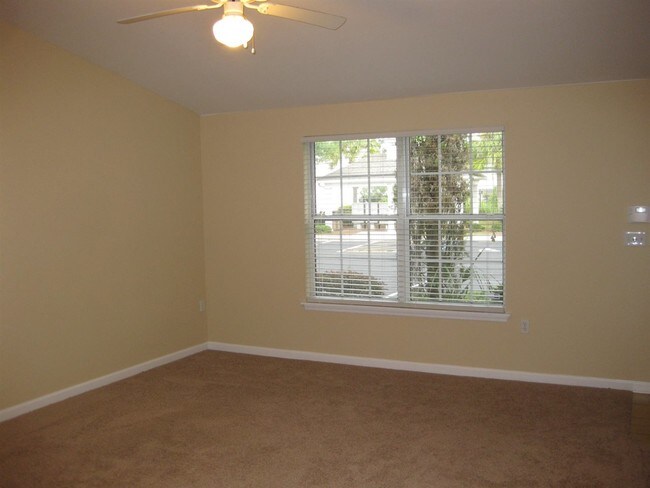 Foto del edificio - 4434 Gearhart Rd