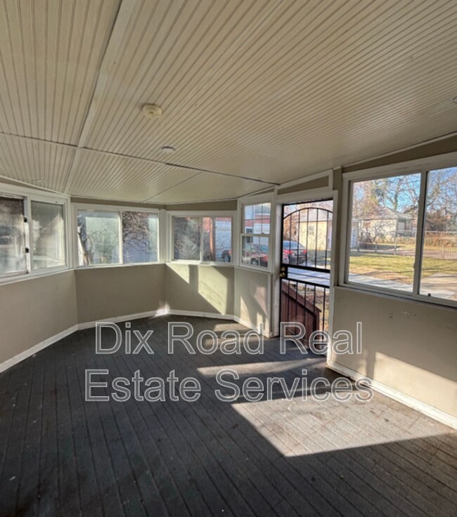 Building Photo - 3517 Trimble Ave