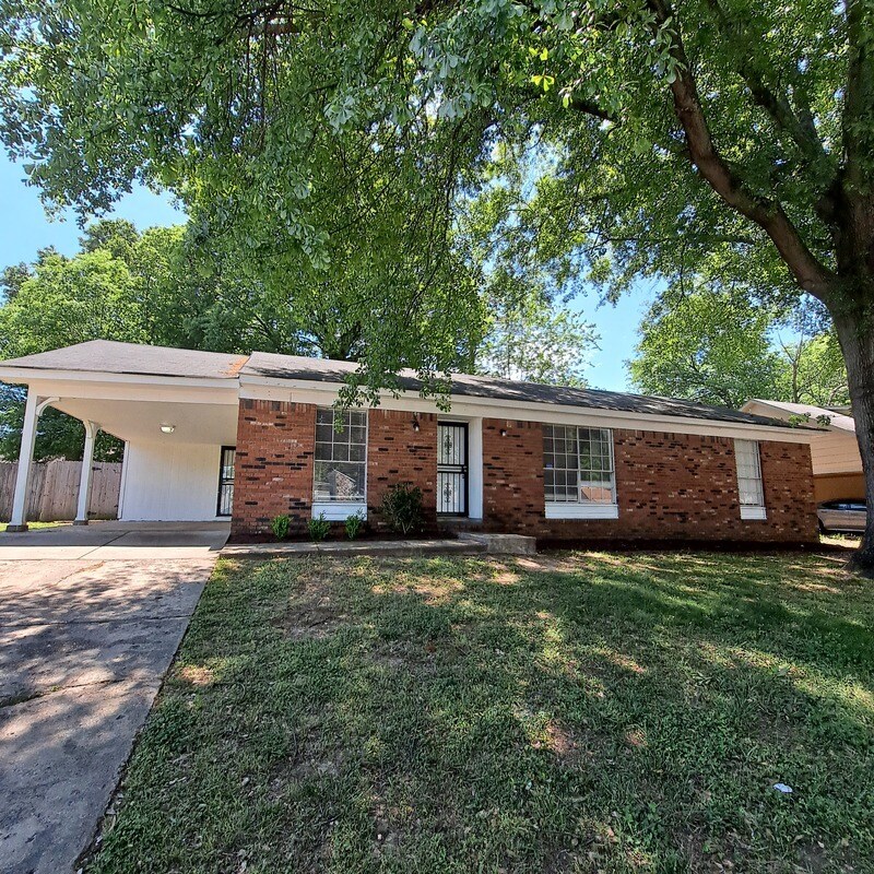 Primary Photo - 6429 Green Grove Dr