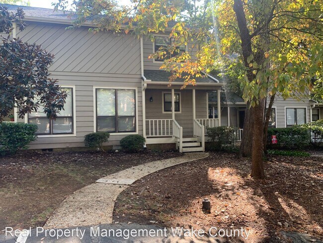 Building Photo - 2 br, 2.5 bath House - 632 Applecross Drive