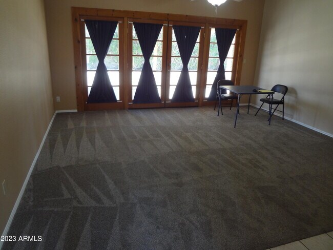 Building Photo - 15025 N 60th Dr