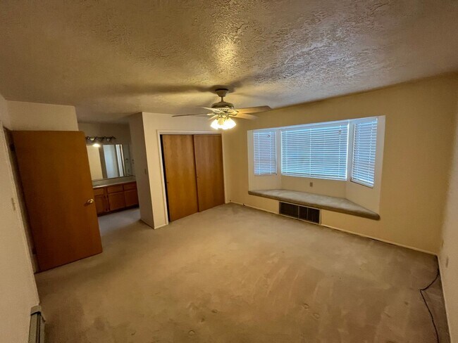 Building Photo - Nice Rental in Cedar City!