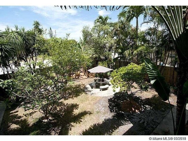 Foto del edificio - 400 SE 31st St