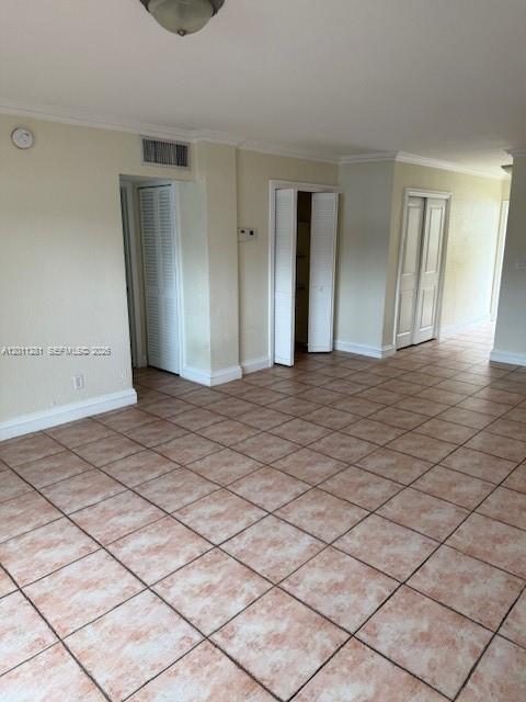 Foto del edificio - 6707 N Kendall Dr